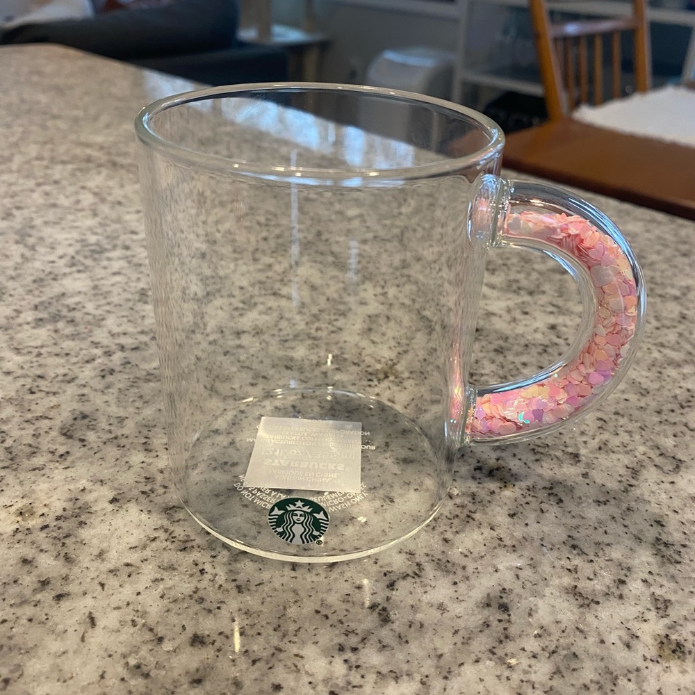 Starbucks 2022 Valentine’s Day mug